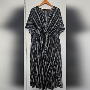 BloomChic Solid Geometric Dolman Sleeve Pocket Shirred Split Hem Dress, 18/20